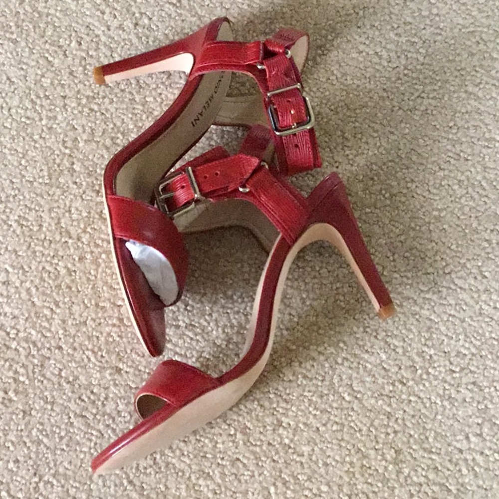 “Price Drop” Antonio Melani, sandal heels, Sz 7.5 - Picture 6 of 6